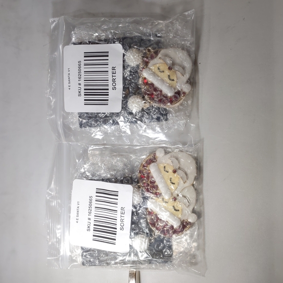 Torrid, Santa earrings - Picture 7 of 7